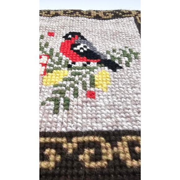2 Vintage Swedish Tapestry Birds Bird 60s 70s Wool Embroidery Stitched - Picture 3 of 8